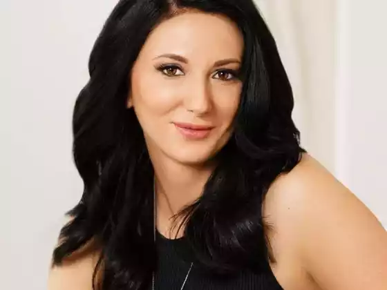 Anika Ray,
Spirituality
Expert at 2025 سمپوزیم کو بااختیار بنائیں
